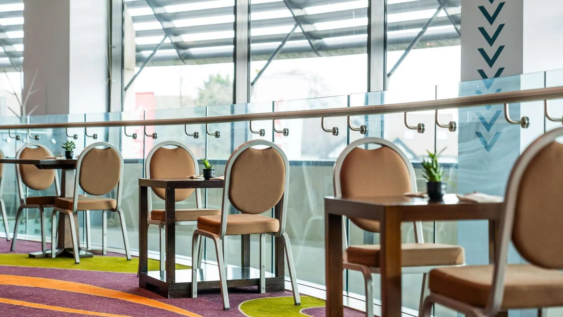 London Marriott Hotel Twickenham 4*,